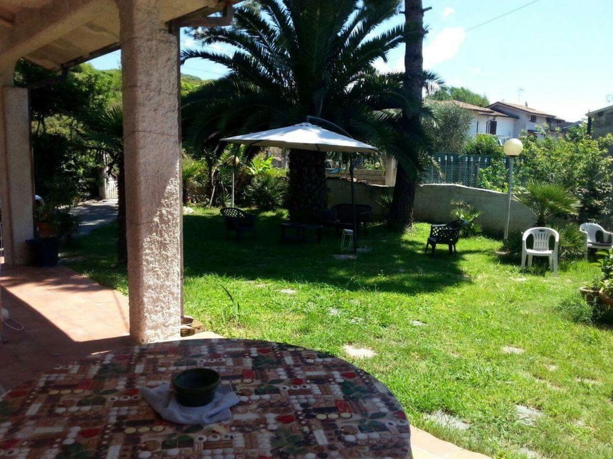 Apartamento Sogno Vacanze Massa  Exterior foto